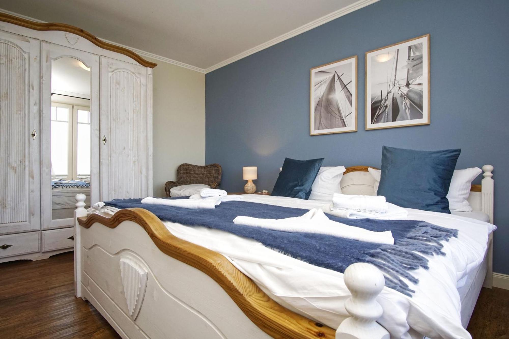 Ferienwohnung Mit Traumhaftem Meerblick - Haus Am Meer Fewo 02 Lohme Exterior photo