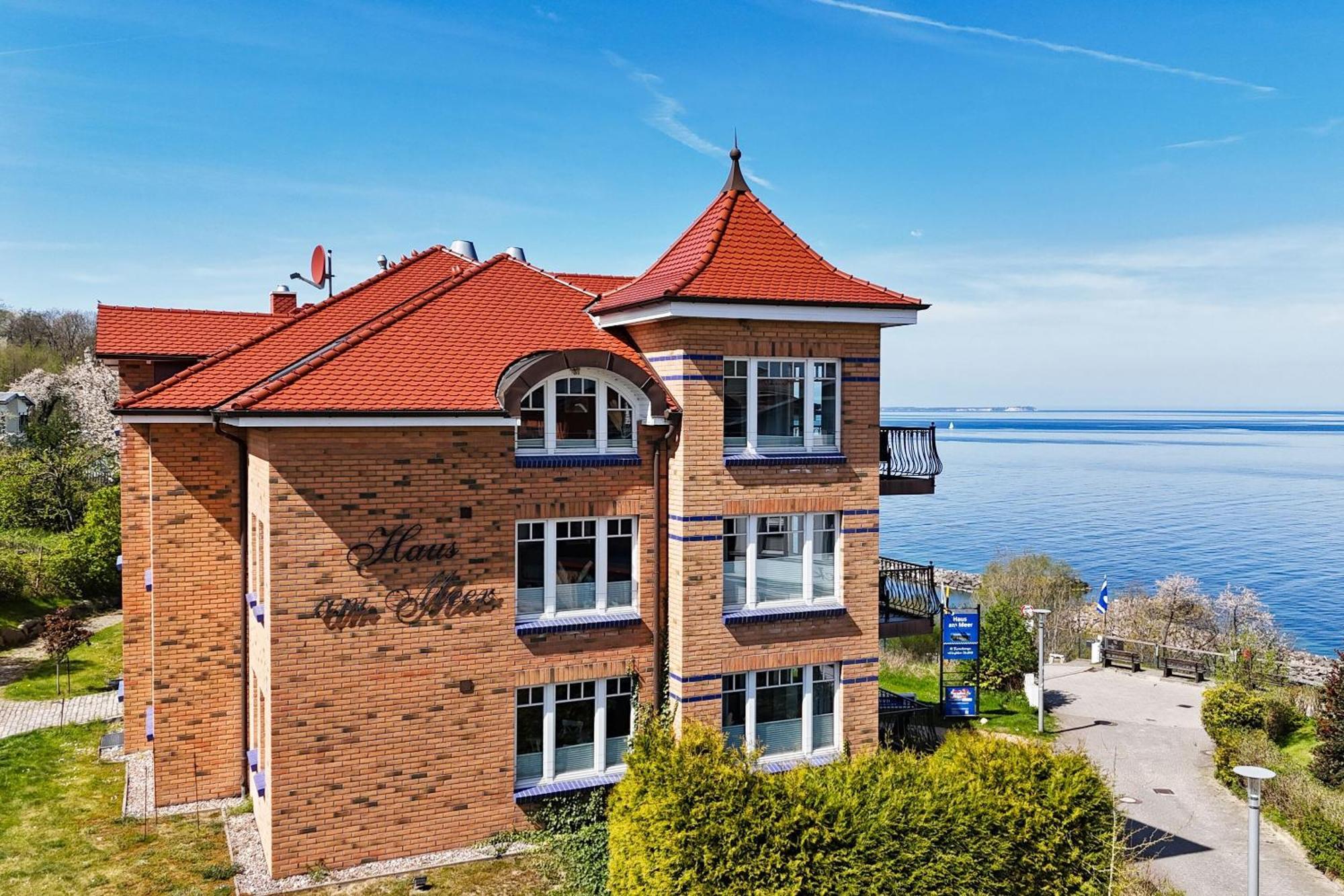 Ferienwohnung Mit Traumhaftem Meerblick - Haus Am Meer Fewo 02 Lohme Exterior photo